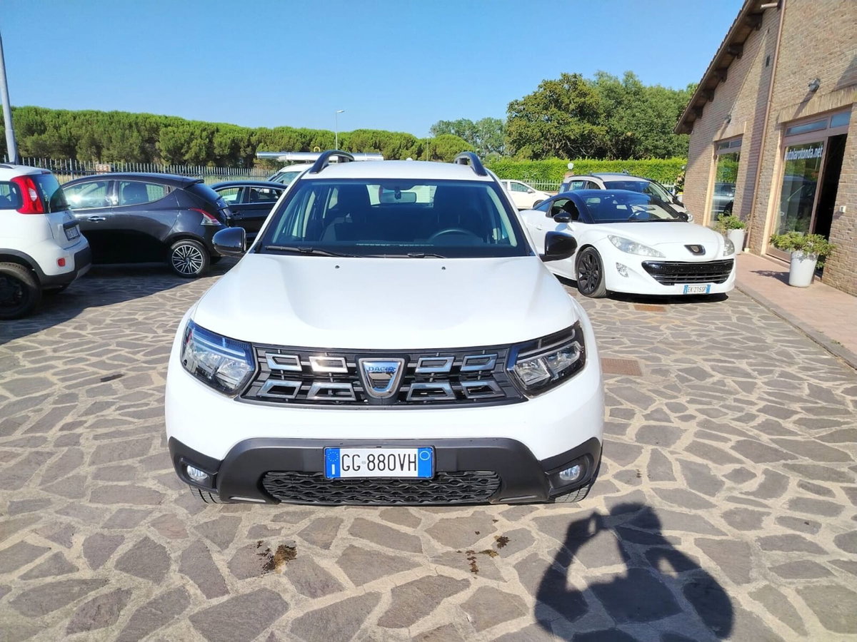 Dacia Duster 1.0 TCe 100 CV ECO-G 4x2 Prestige (2)