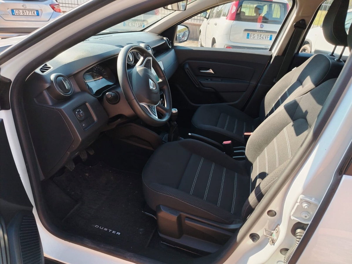 Dacia Duster 1.0 TCe 100 CV ECO-G 4x2 Prestige (3)