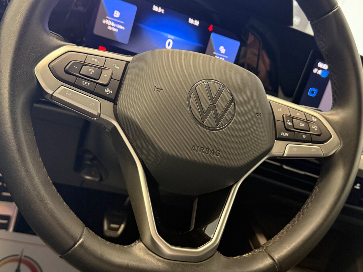 Volkswagen Golf 1.0 TSI EVO Life (19)