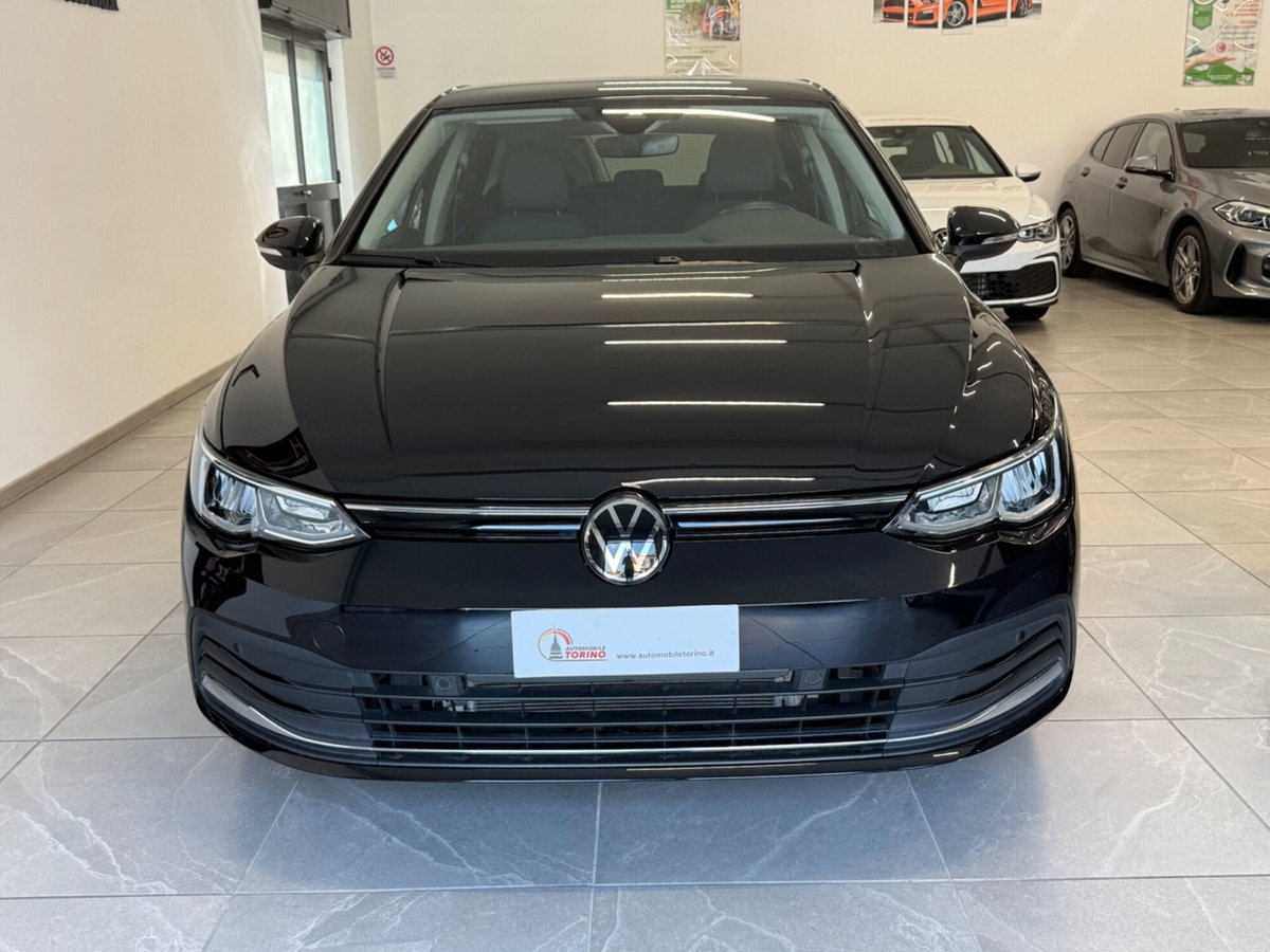 Volkswagen Golf 1.0 TSI EVO Life (2)
