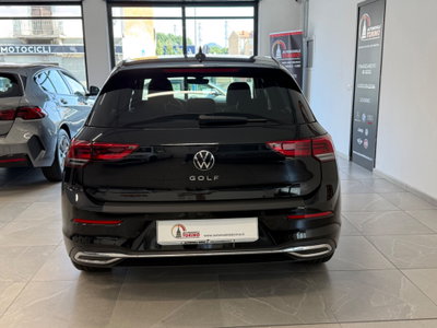 Volkswagen Golf 1.0 TSI EVO Life (5)