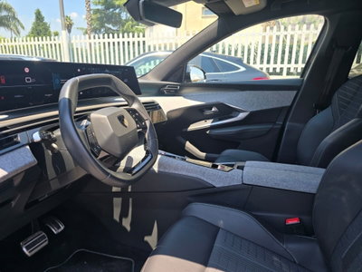 Peugeot 3008 1.2 hybrid GT 145cv e-dcs6 (19)