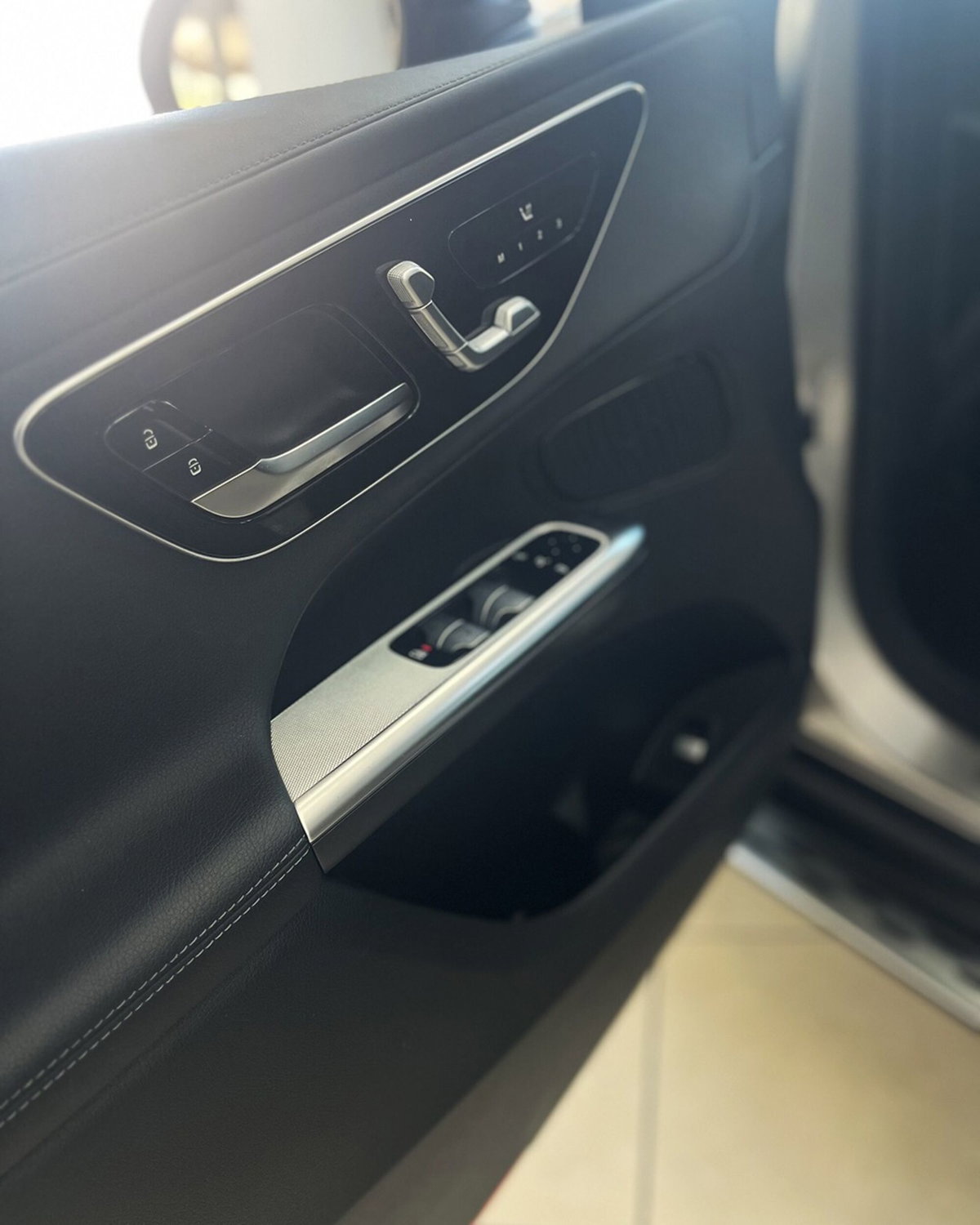 Mercedes-Benz GLC 220 d 4Matic Mild Hybrid AMG Premium Plus (9)