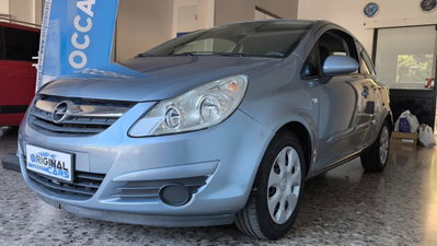 Opel Corsa 1.2 3 porte Sport usata