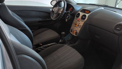 Opel Corsa 1.2 3 porte Sport (16)