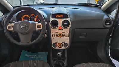 Opel Corsa 1.2 3 porte Sport (18)