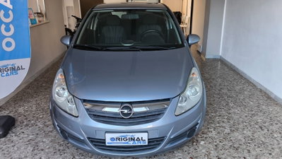 Opel Corsa 1.2 3 porte Sport (2)