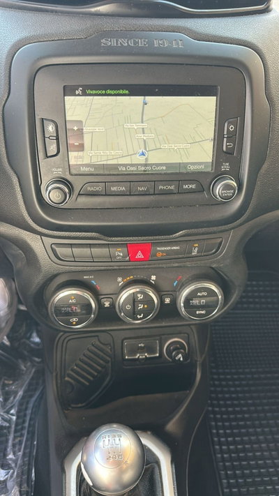 Jeep Renegade 1.6 Mjt 120 CV Limited (3)