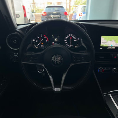 Alfa Romeo Giulia 2.2 Turbodiesel 150 CV AT8 Super (11)
