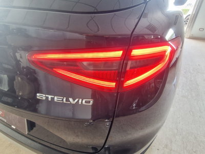 Alfa Romeo Stelvio Stelvio 2.2 Turbodiesel 160 CV AT8 RWD Sport-Tech (10)