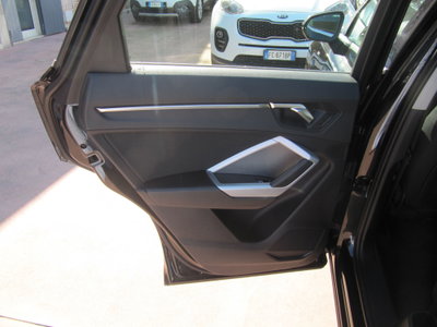 Audi Q3 Sportback 35 TDI quattro S tronic S line edition (18)