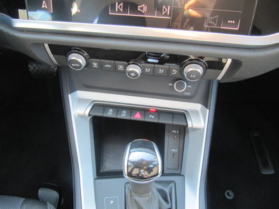 Audi Q3 Sportback 35 TDI quattro S tronic S line edition (8)