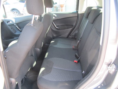 Citroen C3 BlueHDi 75 Exclusive (13)