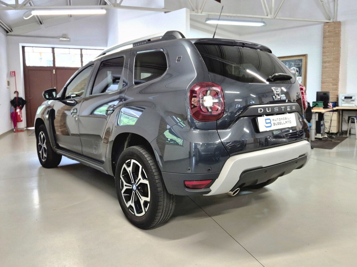 Dacia Duster 1.0 TCe 100 CV ECO-G 4x2 15th Anniversary (17)