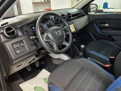 Dacia Duster 1.0 TCe 100 CV ECO-G 4x2 15th Anniversary (5)
