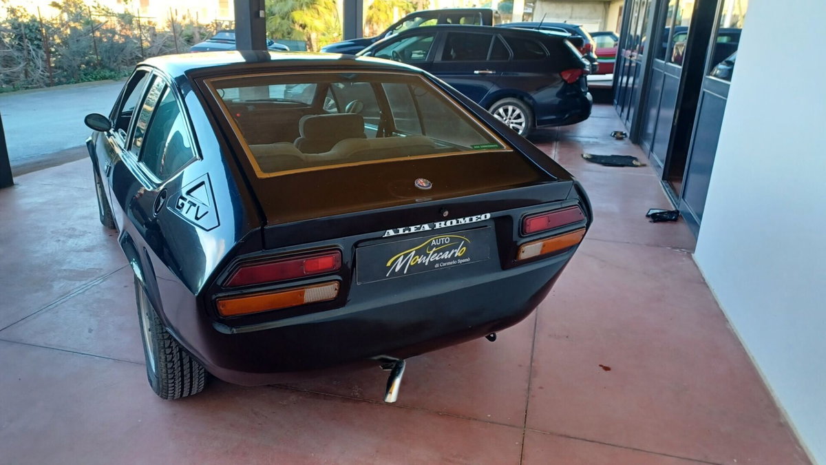 Alfa Romeo Alfetta GTV 2.0 L (8)