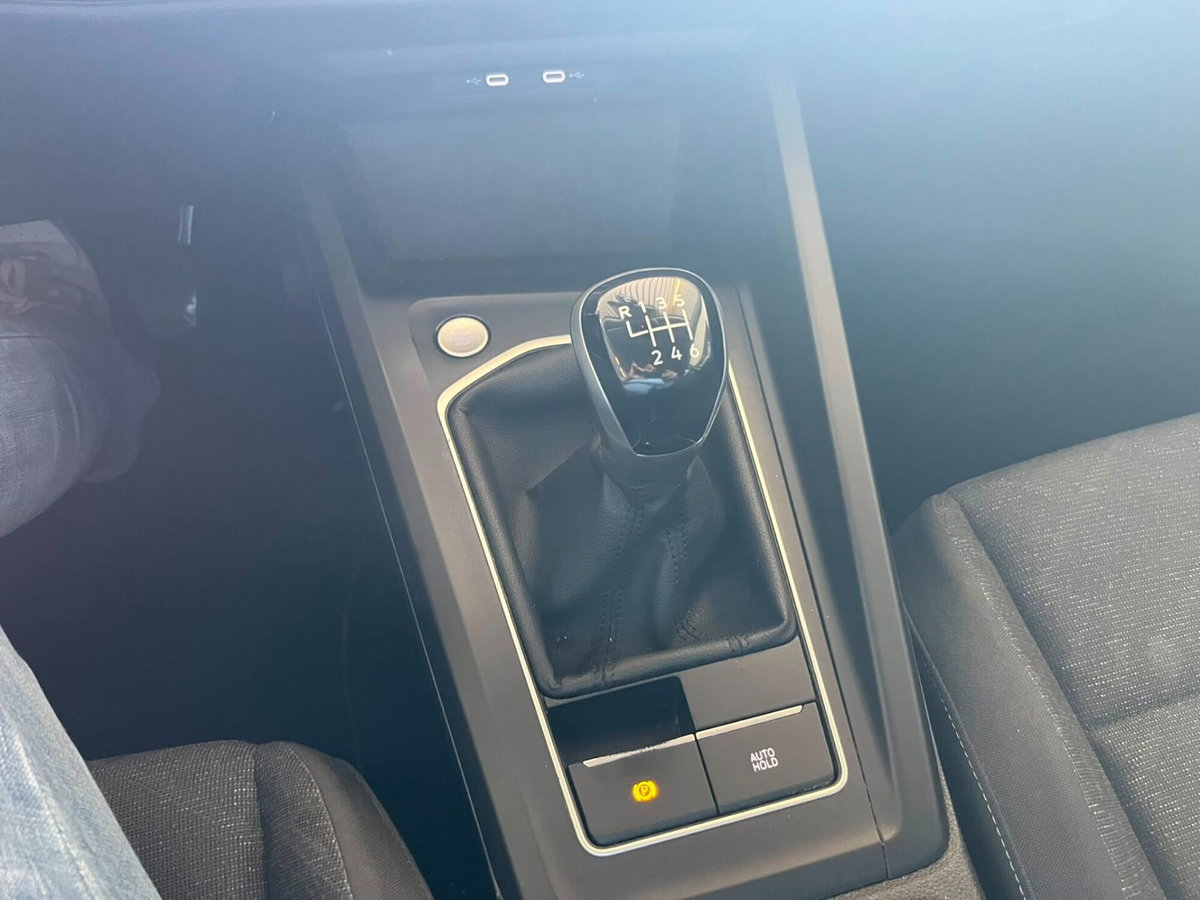 Volkswagen Golf 2.0 TDI SCR Style (15)