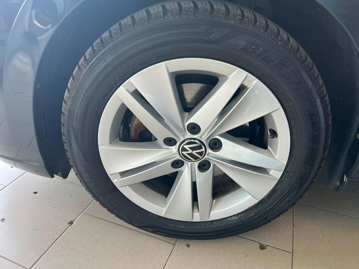 Volkswagen Golf 2.0 TDI SCR Style (16)