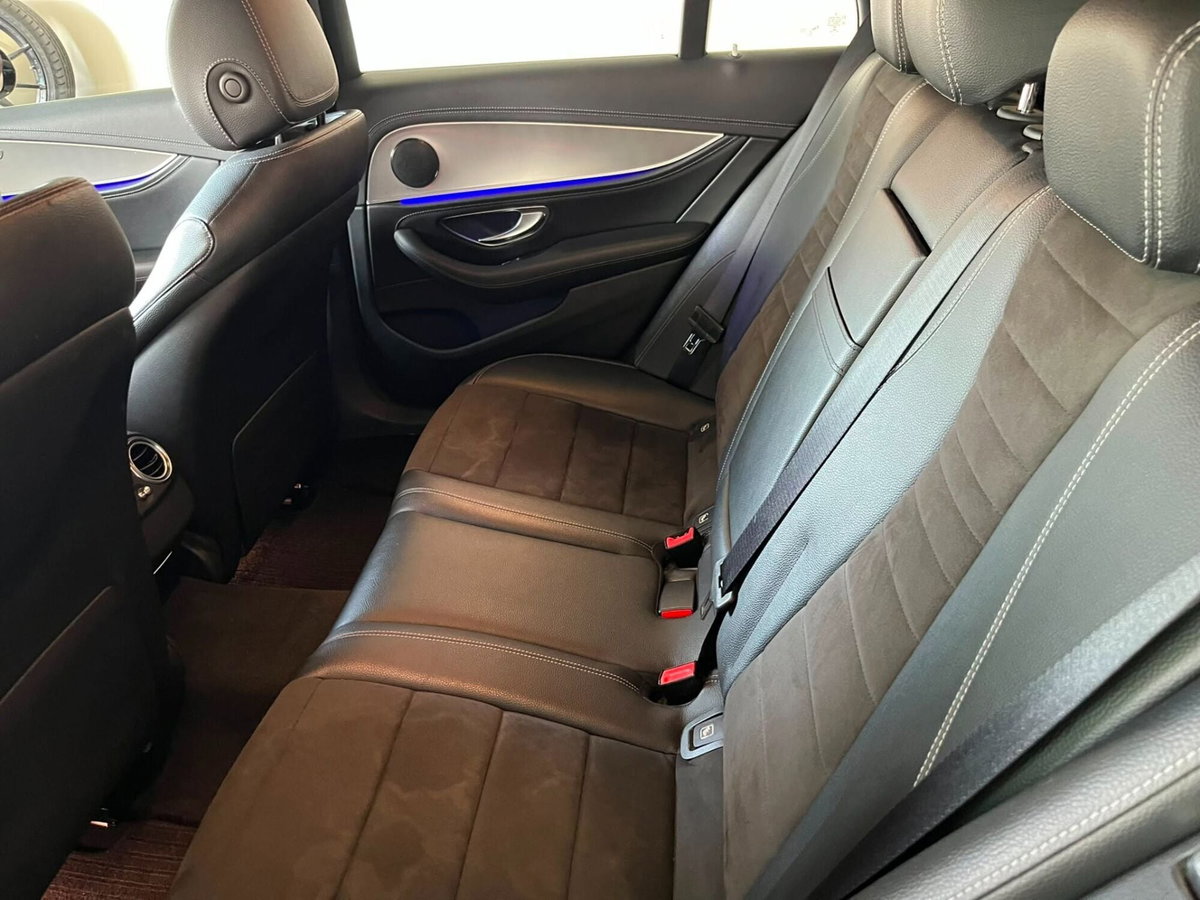 Mercedes-Benz Classe E Station Wagon 220 d 4Matic Auto Premium Plus (16)
