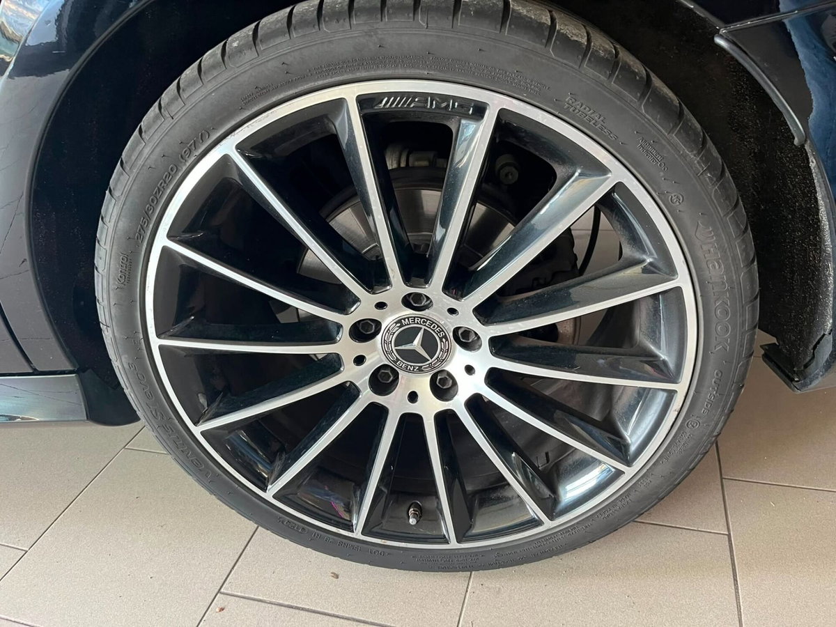 Mercedes-Benz Classe E Station Wagon 220 d 4Matic Auto Premium Plus (18)