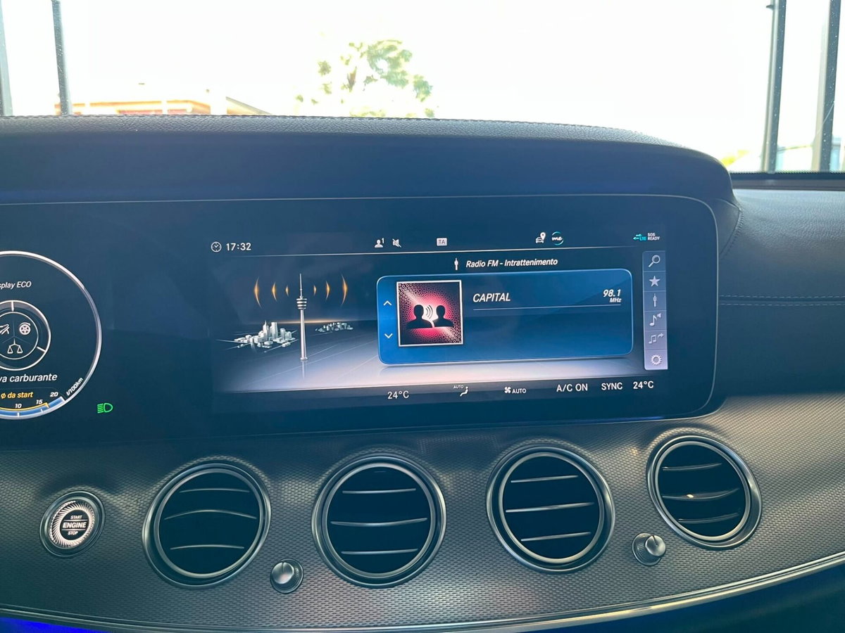 Mercedes-Benz Classe E Station Wagon 220 d 4Matic Auto Premium Plus (9)