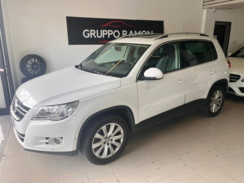 Volkswagen Tiguan 2.0 TDI DPF 4MOTION DSG Sport & Style