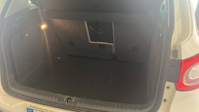 Volkswagen Tiguan 2.0 TDI DPF 4MOTION DSG Sport & Style (15)