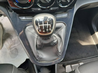 Lancia Ypsilon 1.0 FireFly 5 porte S&S Hybrid Gold Plus (13)