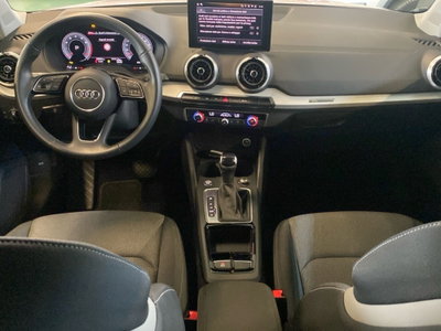 Audi Q2 Q2 35 TFSI S tronic Identity Black (10)