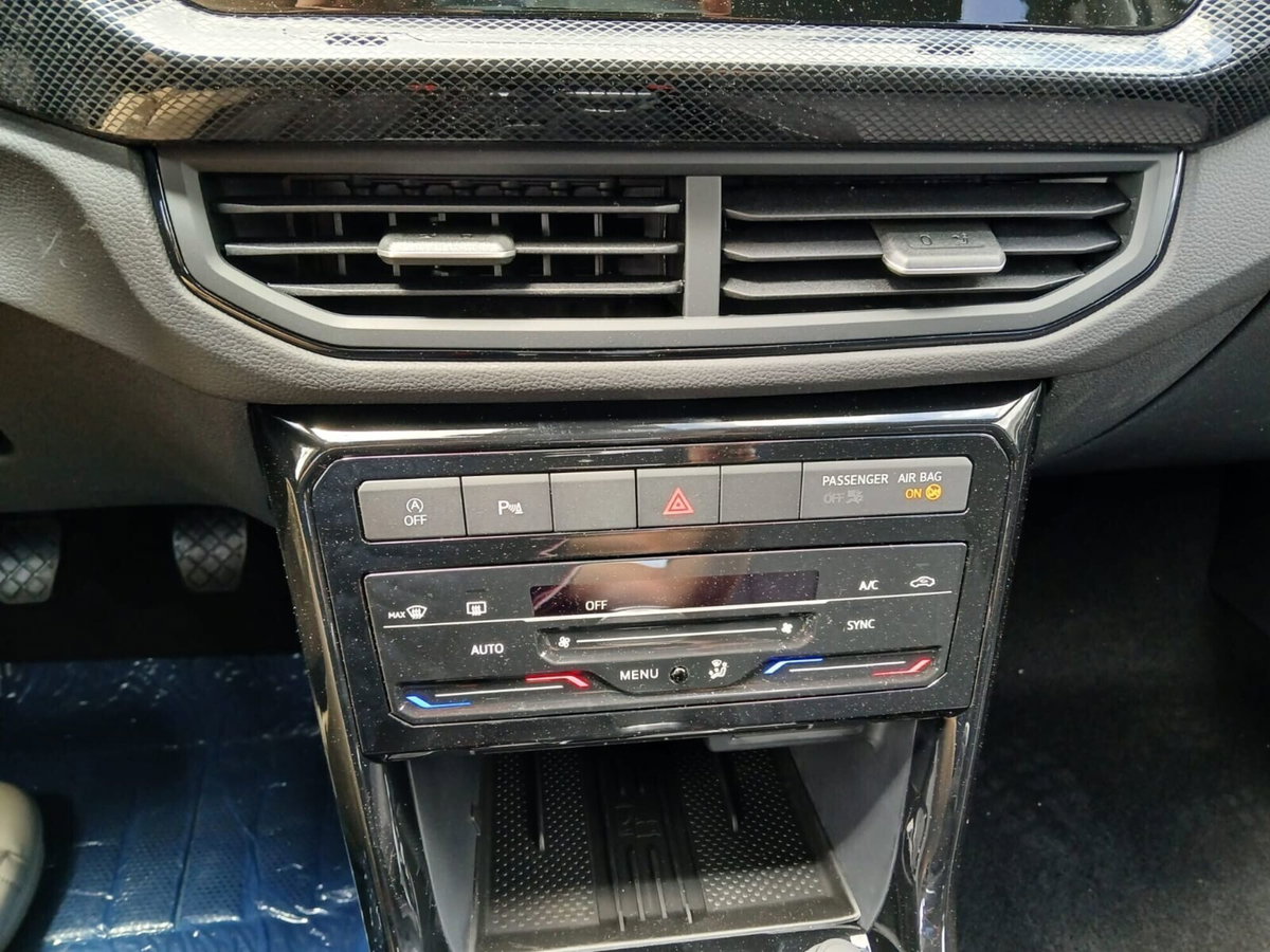 Volkswagen T-Cross 1.0 tsi Edition 95cv (12)