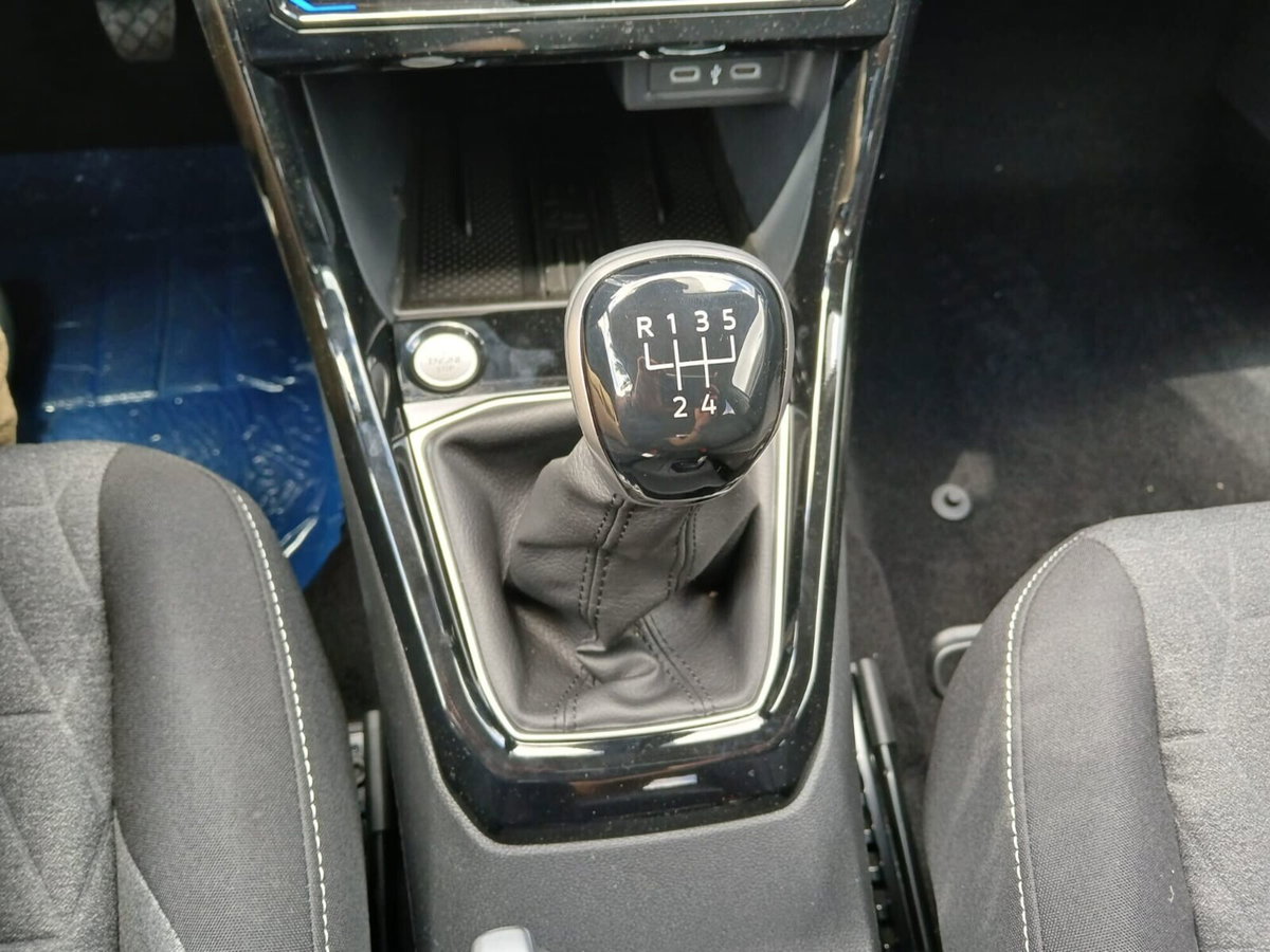 Volkswagen T-Cross 1.0 tsi Edition 95cv (13)