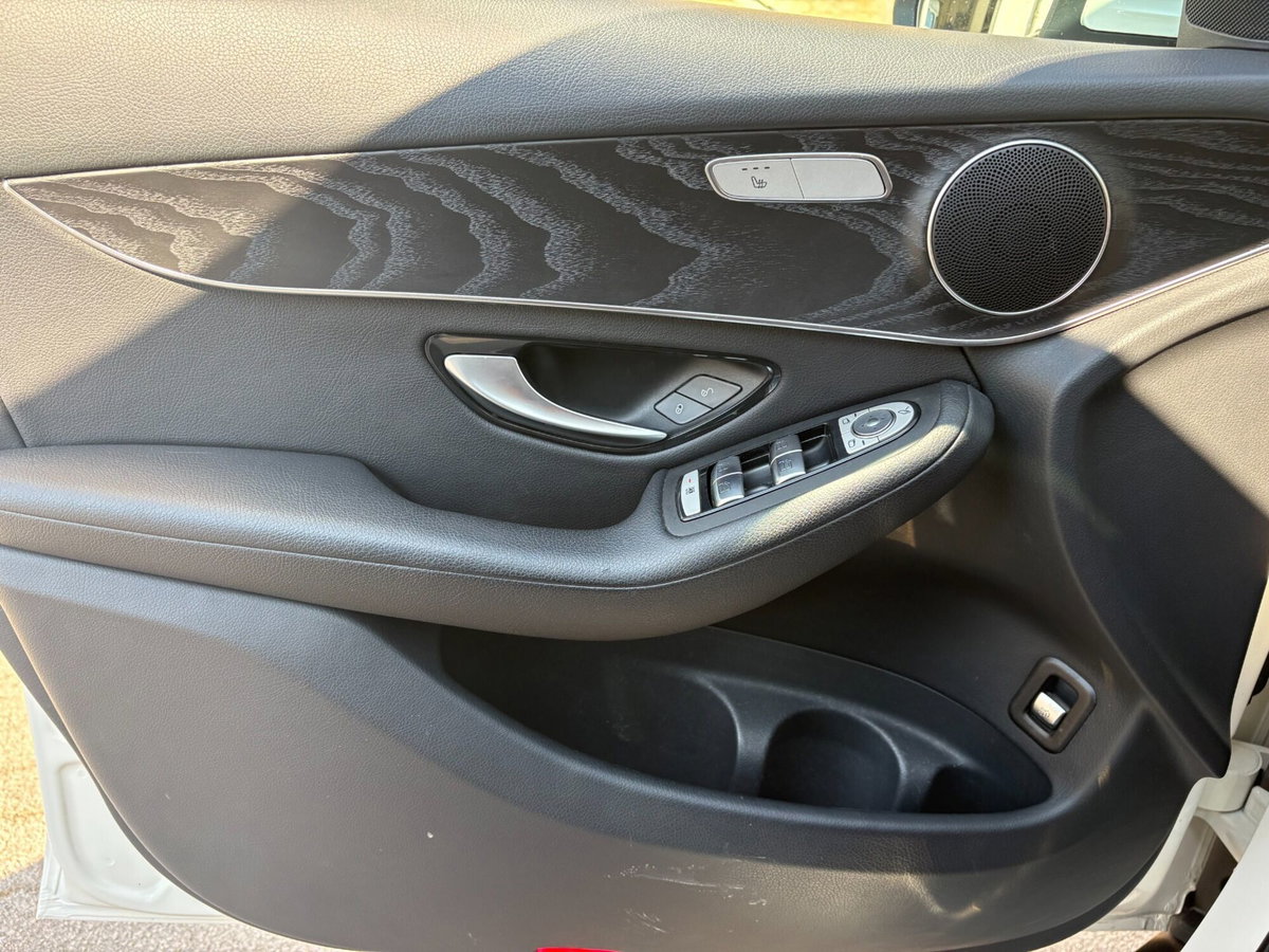 Mercedes-Benz GLC SUV 220 d 4Matic Executive (15)