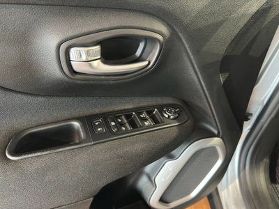 Jeep Renegade 1.6 Mjt DDCT 120 CV Longitude (10)