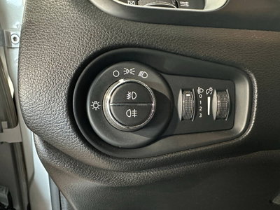 Jeep Renegade 1.6 Mjt DDCT 120 CV Longitude (11)