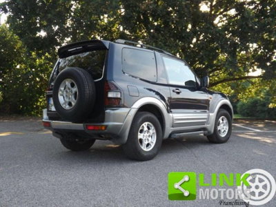 Mitsubishi Pajero 3.2 16V DI-D 3p. GLS1 Autocarro (10)