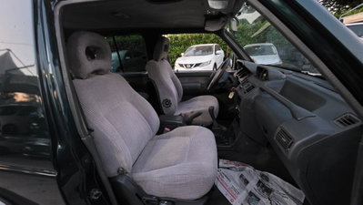 Mitsubishi Pajero 2.5 TDI GLS (12)