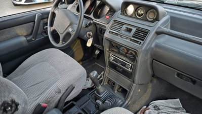 Mitsubishi Pajero 2.5 TDI GLS (13)
