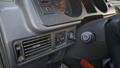Mitsubishi Pajero 2.5 TDI GLS (17)