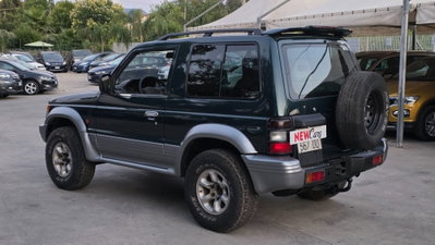 Mitsubishi Pajero 2.5 TDI GLS (5)