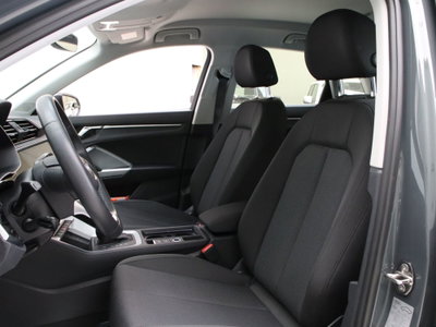 Audi Q3 35 TDI quattro S tronic Business Advanced (10)