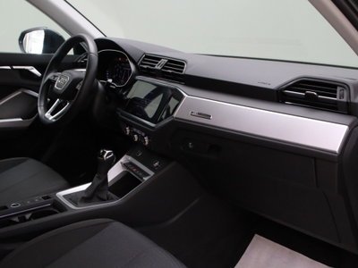 Audi Q3 35 TDI quattro S tronic Business Advanced (16)