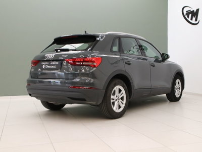 Audi Q3 35 TDI quattro S tronic Business Advanced (4)