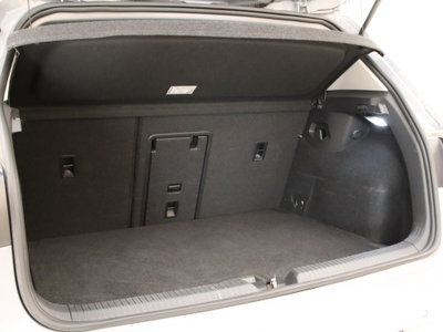 Volkswagen Golf 1.0 TSI EVO Life (8)