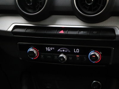 Audi Q2 Q2 30 TFSI Business (13)