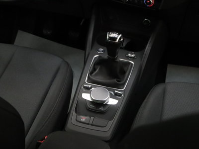 Audi Q2 Q2 30 TFSI Business (14)