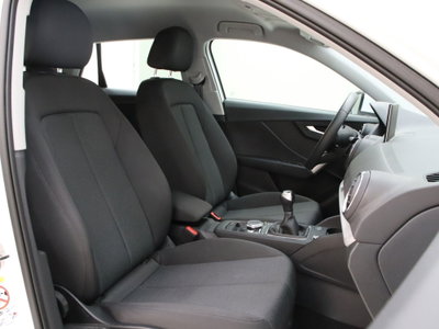 Audi Q2 Q2 30 TFSI Business (16)