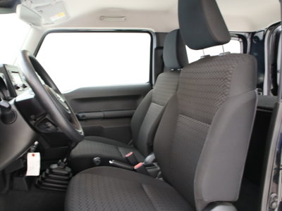Suzuki Jimny 1.5 5MT Top (10)