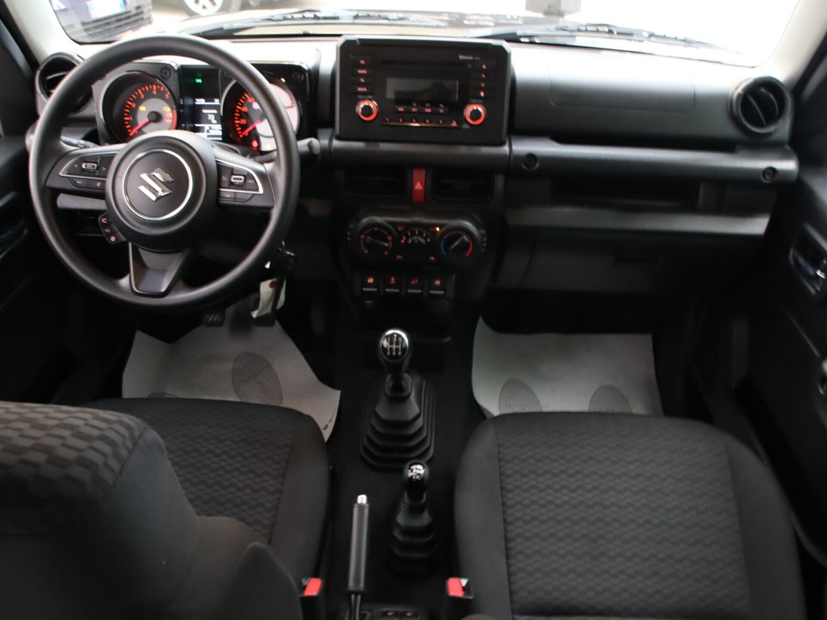 Suzuki Jimny 1.5 5MT Top (12)