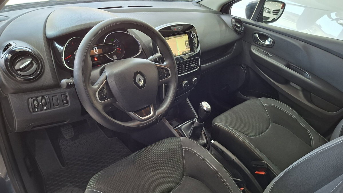 Renault Clio dCi 8V 75 CV 5 porte Moschino Zen (13)