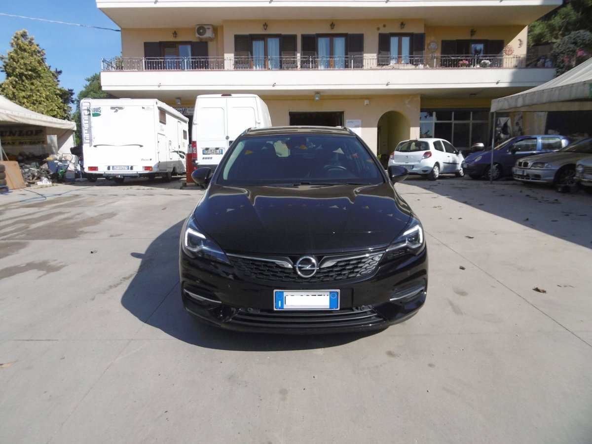 Opel Astra Station Wagon 1.5 CDTI 122 CV S&S AT9 Sports Ultimate (2)